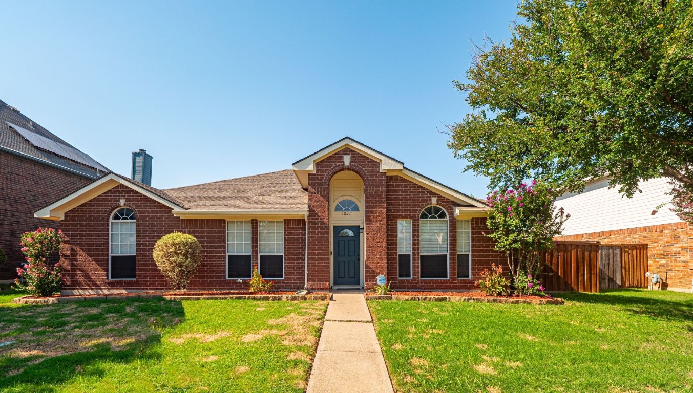 1039 Monarch Drive Lewisville TX 75067