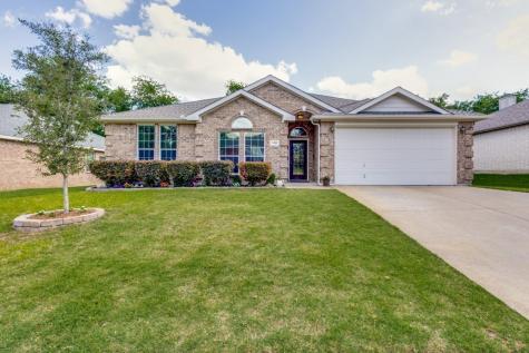 1400 Vernon Castle Avenue Benbrook TX 76126