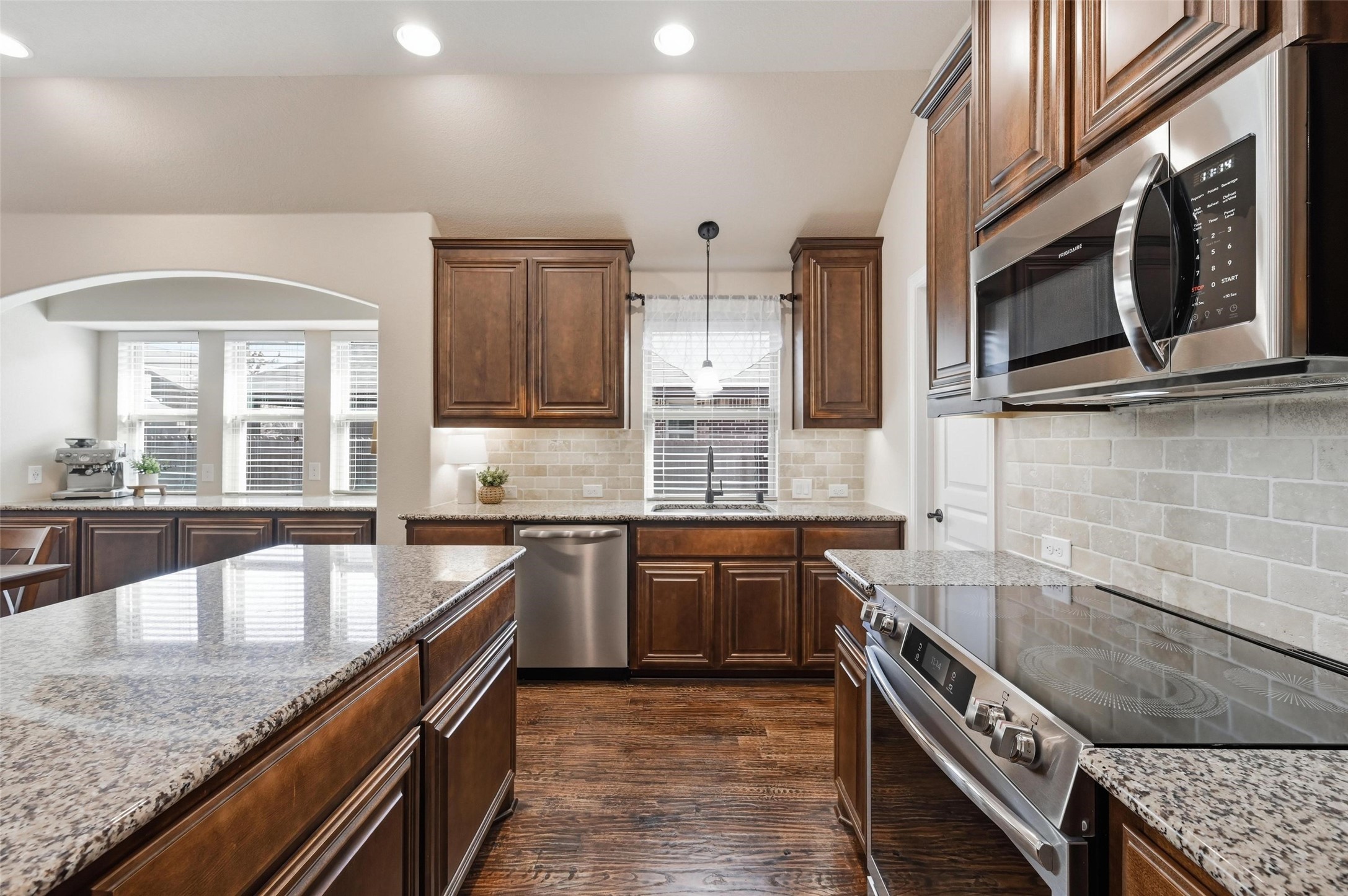 8805 Cassidy Lane Aubrey TX 76227