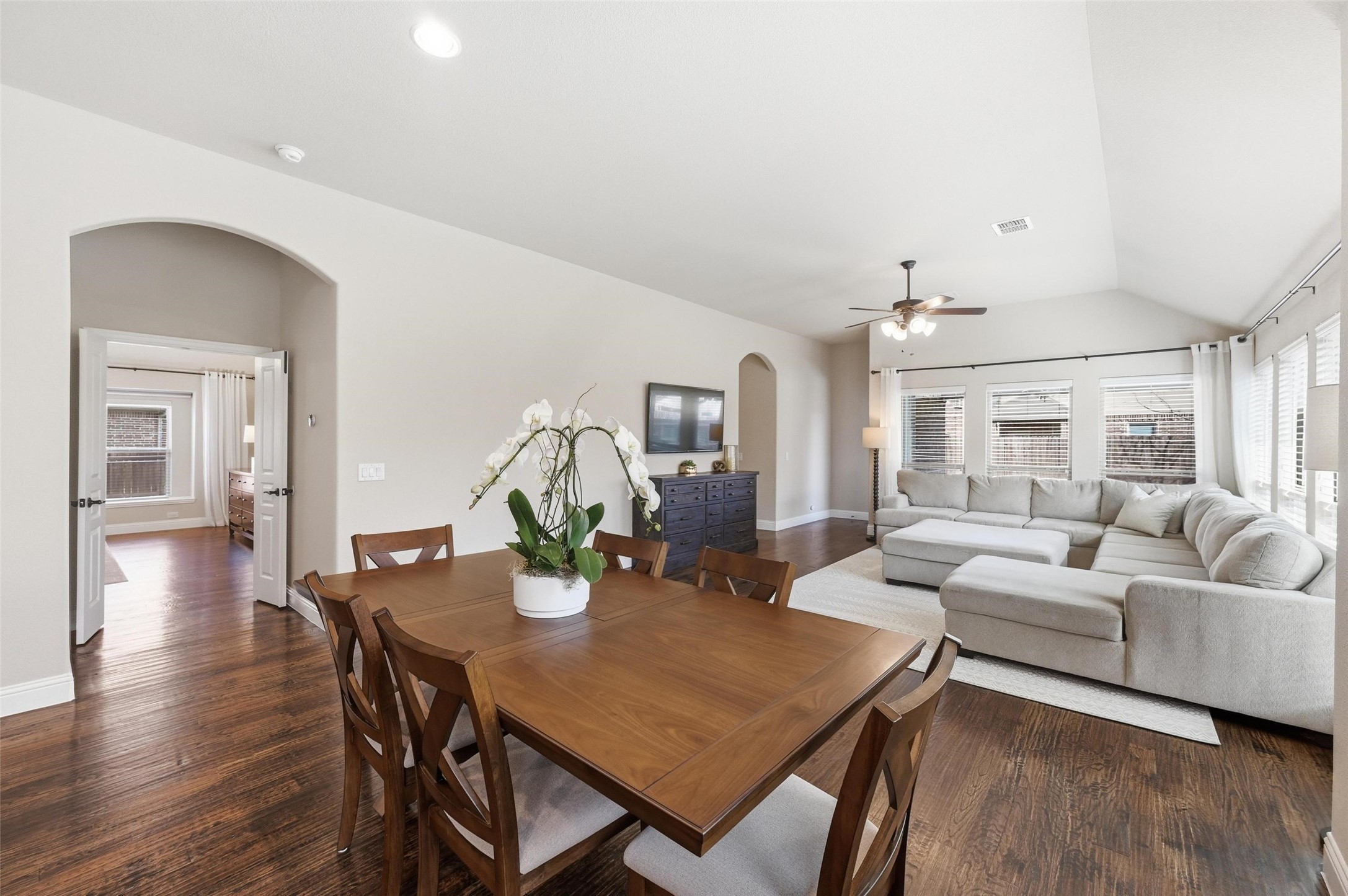 8805 Cassidy Lane Aubrey TX 76227
