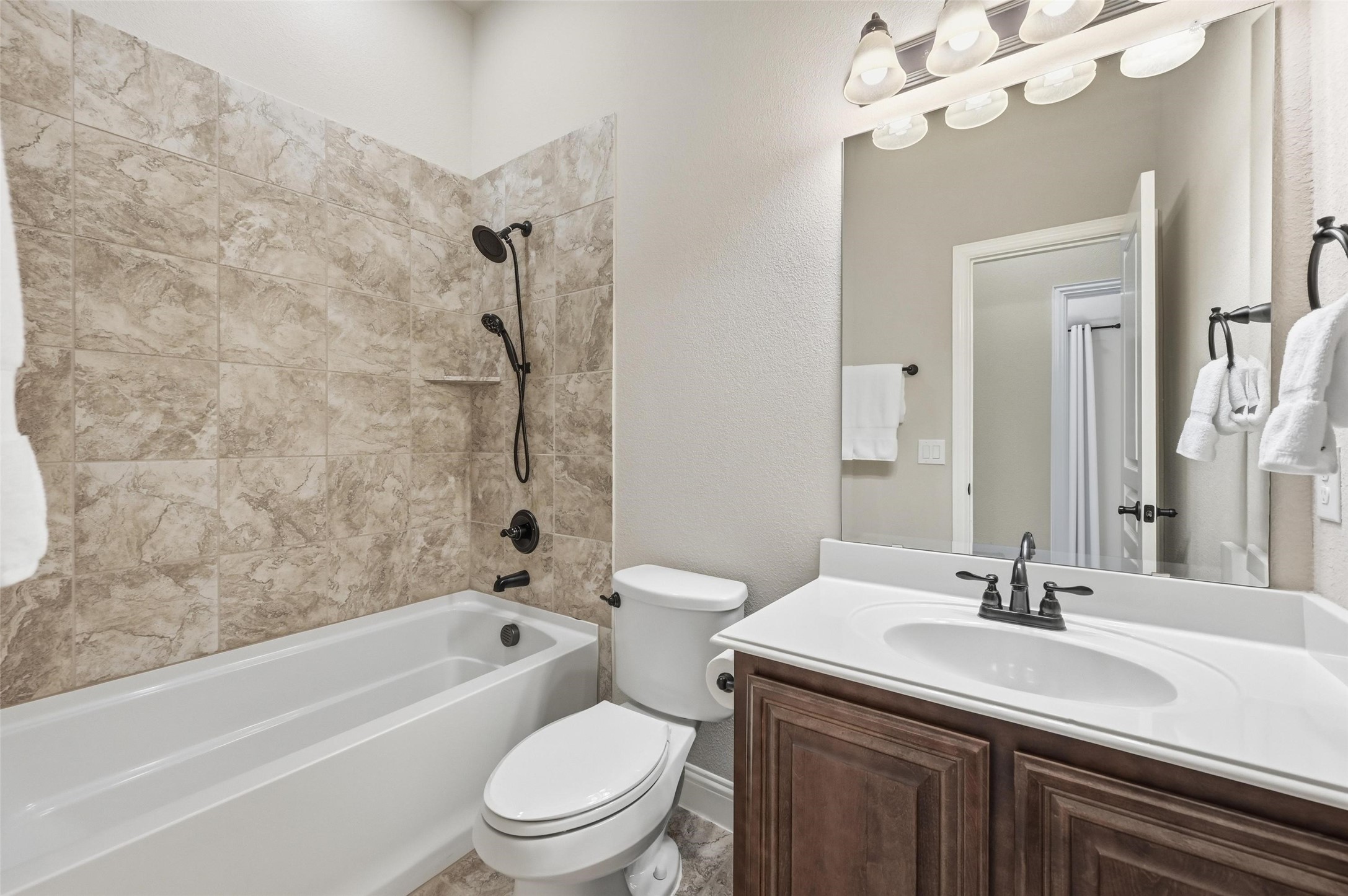 8805 Cassidy Lane Aubrey TX 76227