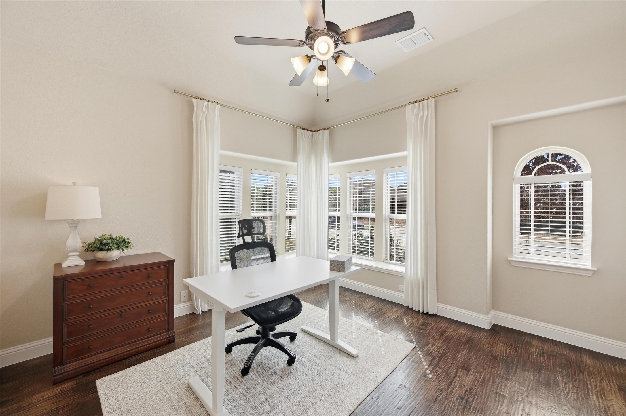 8805 Cassidy Lane Aubrey TX 76227