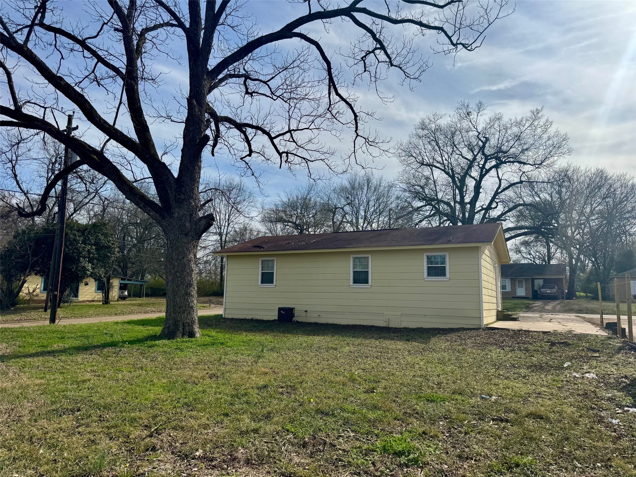 301 Fairview Pittsburg TX 75686