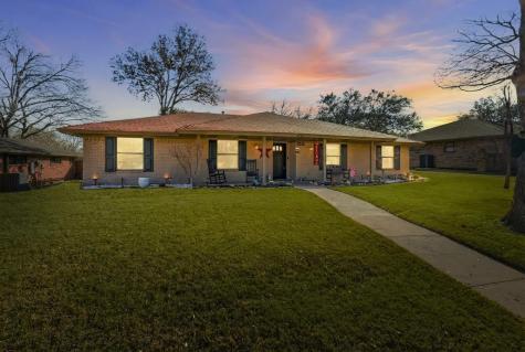 1712 Westridge Drive Plano TX 75075