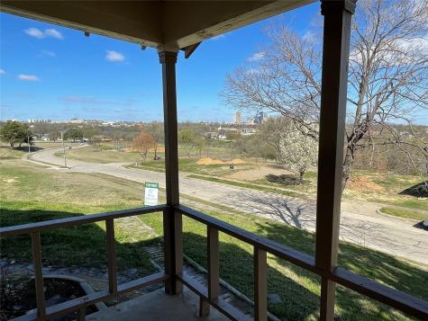 1208 E Magnolia Avenue Fort Worth TX 76104