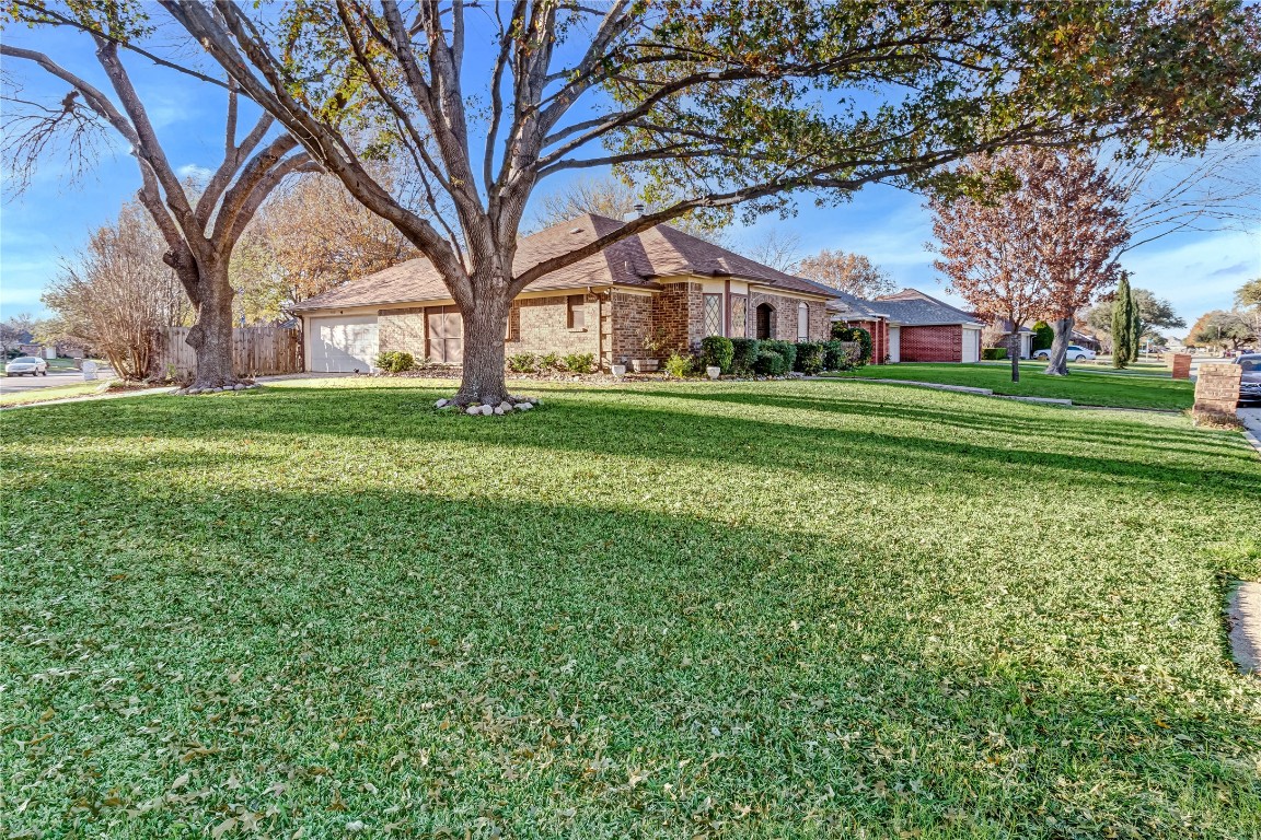 5601 Caracas Drive North Richland Hills TX 76180