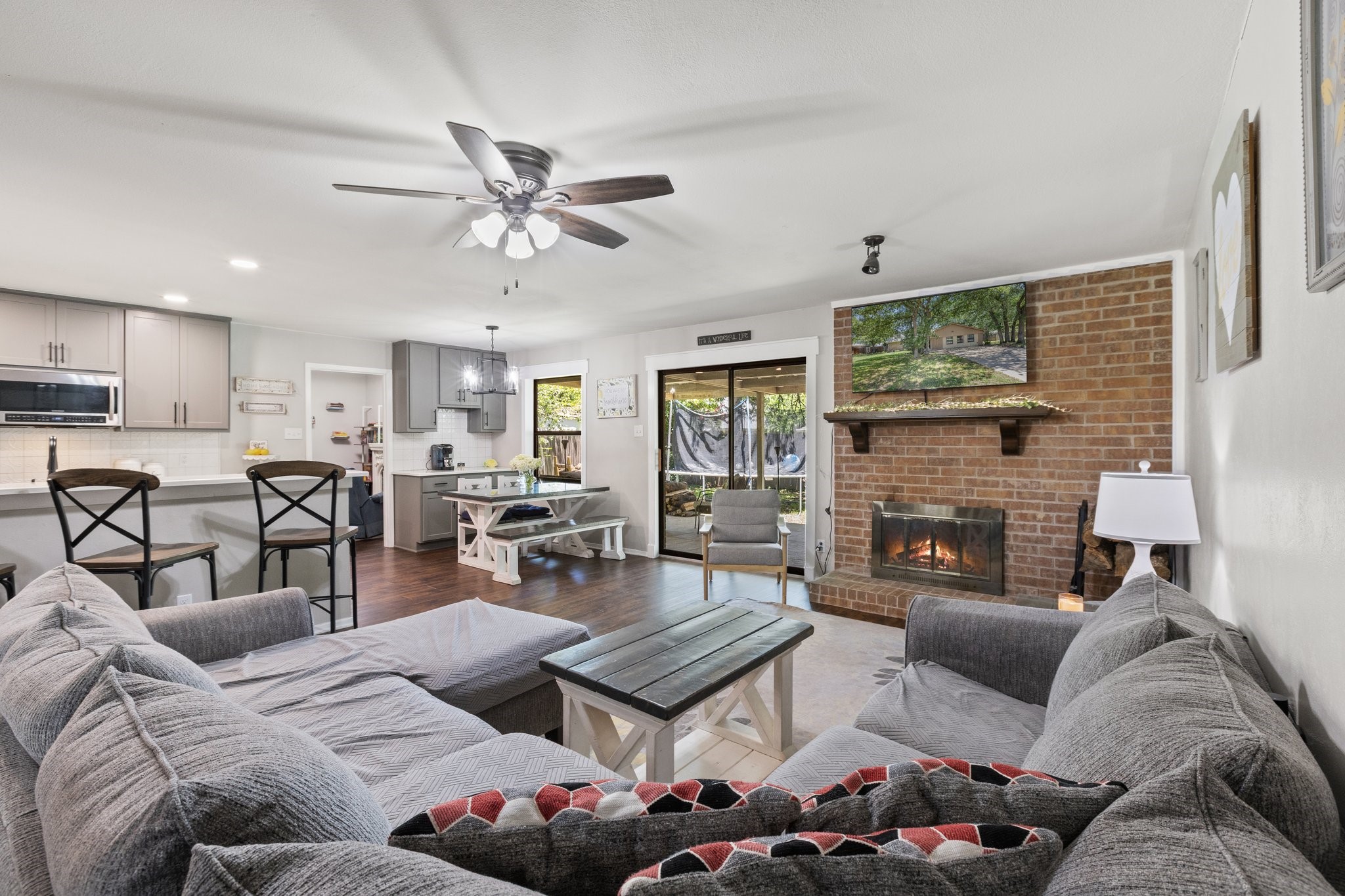 816 Lake Crest Parkway Azle TX 76020