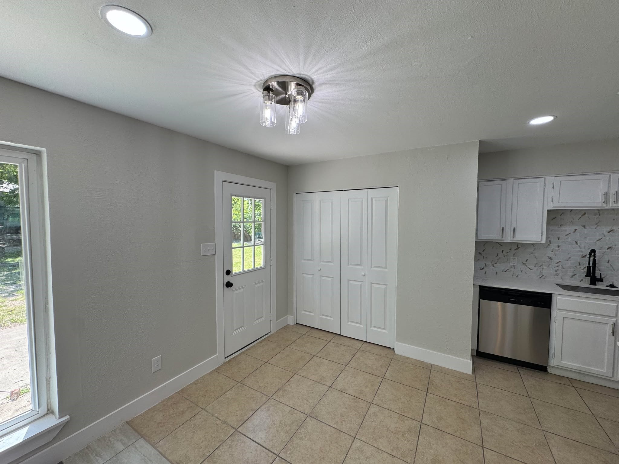 8237 Albert Street White Settlement TX 76108