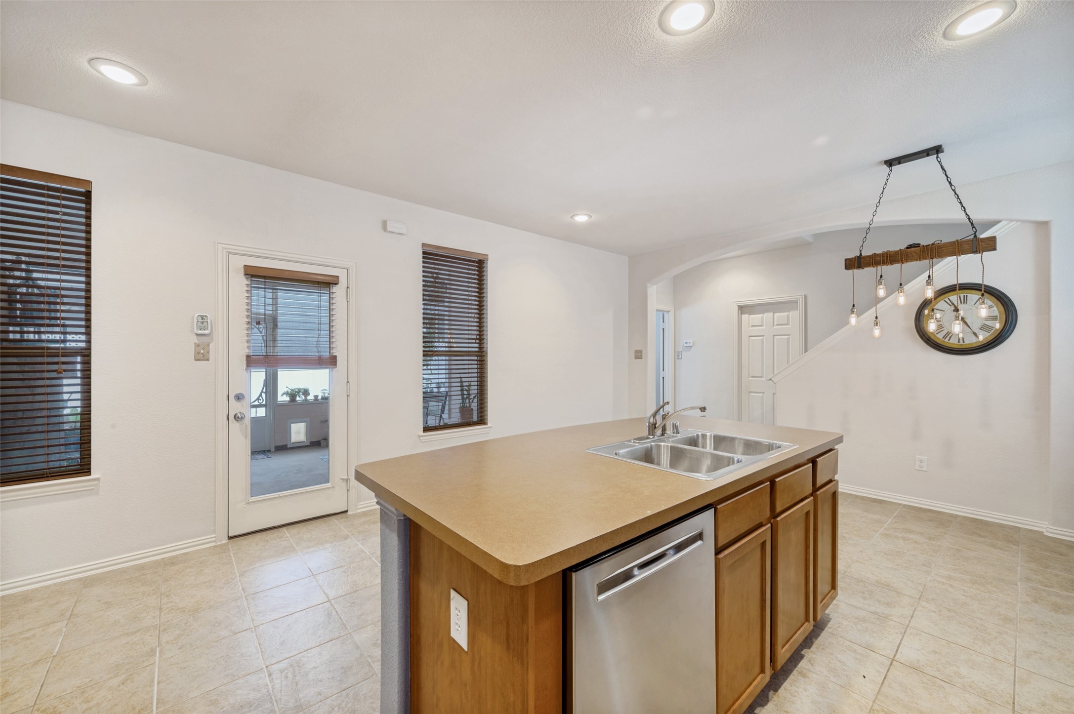 1304 Stone Mountain Parkway Savannah TX 76227