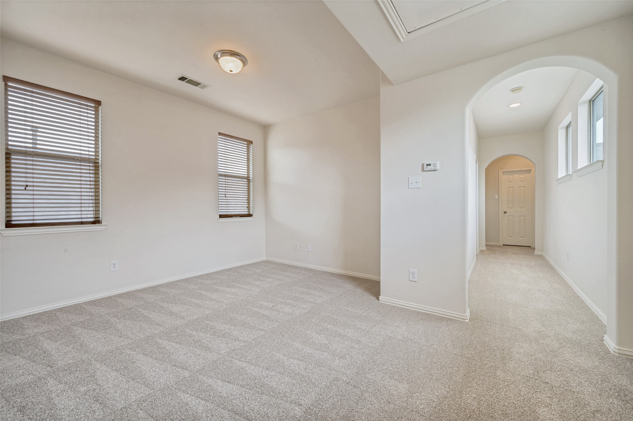 1304 Stone Mountain Parkway Savannah TX 76227