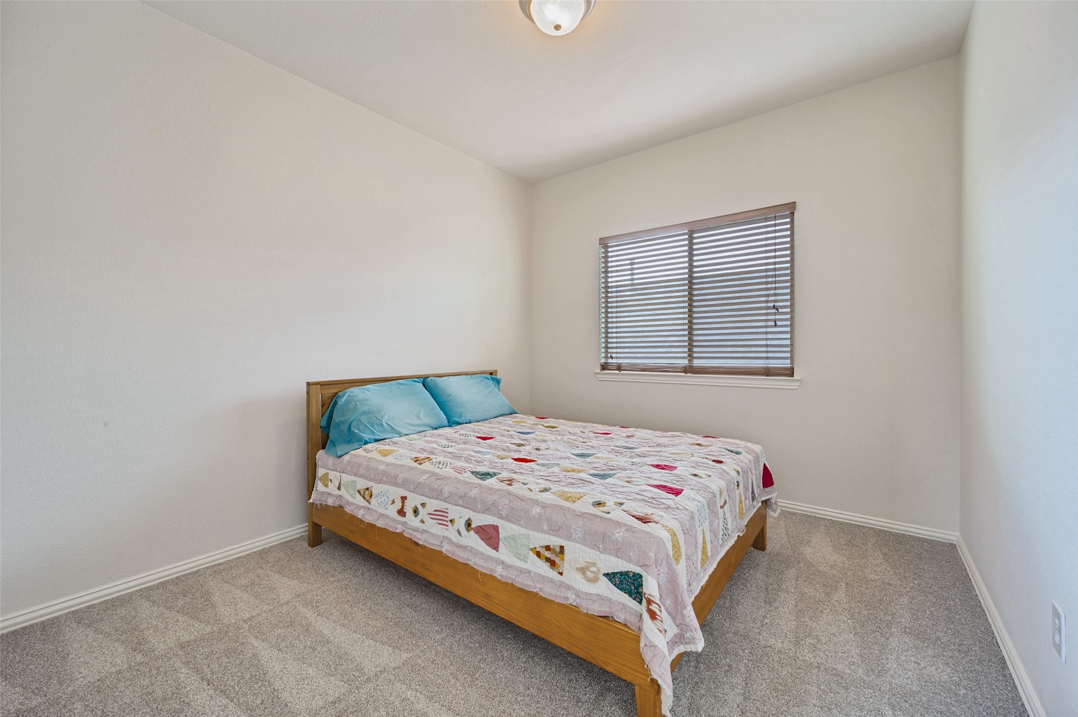 1304 Stone Mountain Parkway Savannah TX 76227