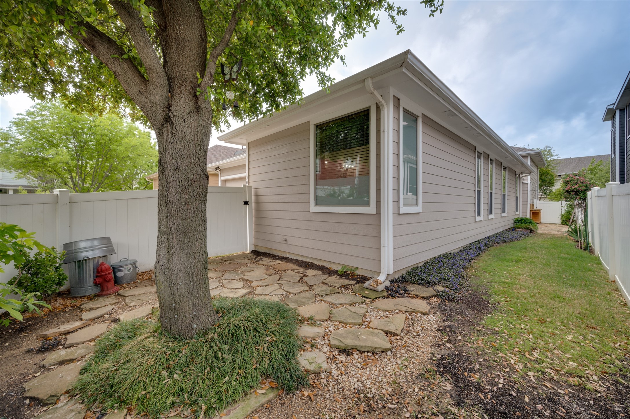1304 Stone Mountain Parkway Savannah TX 76227