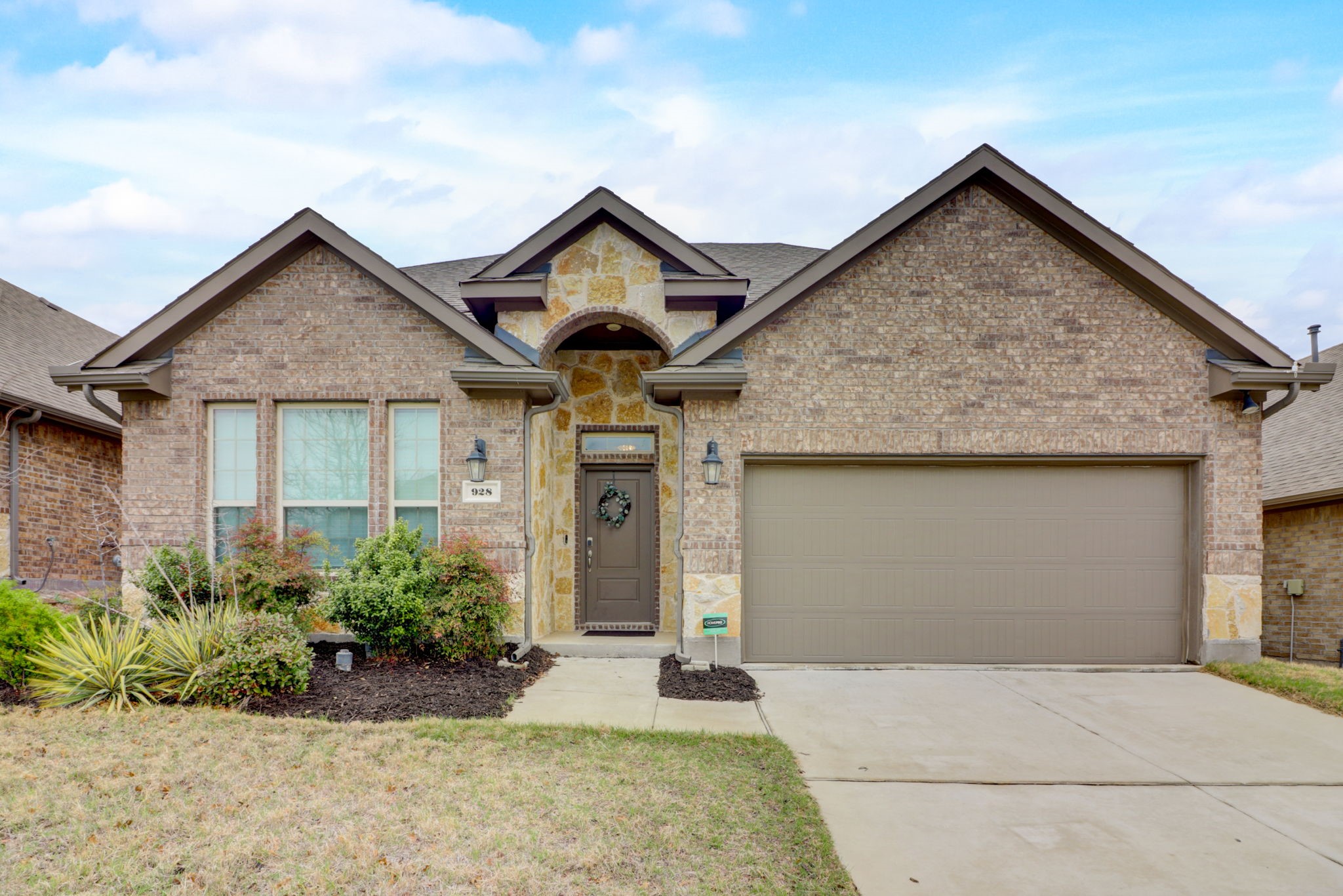 928 Slate Lane Celina TX 75009