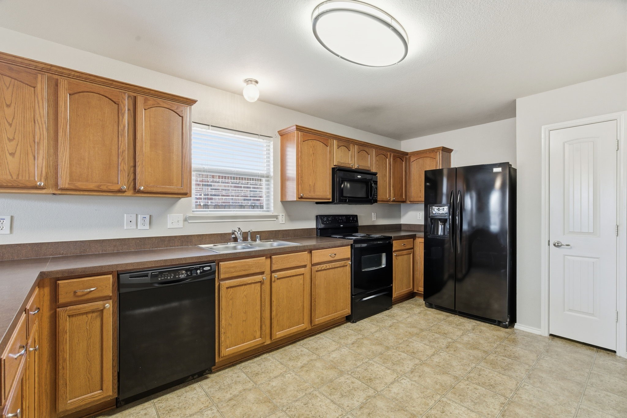 2011 Pine Knot Drive Heartland TX 75126