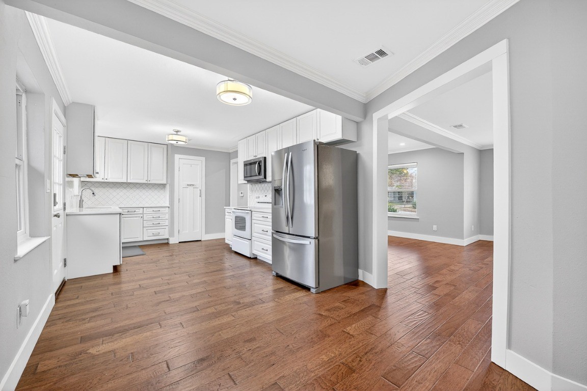 428 Daniel Street Richardson TX 75080