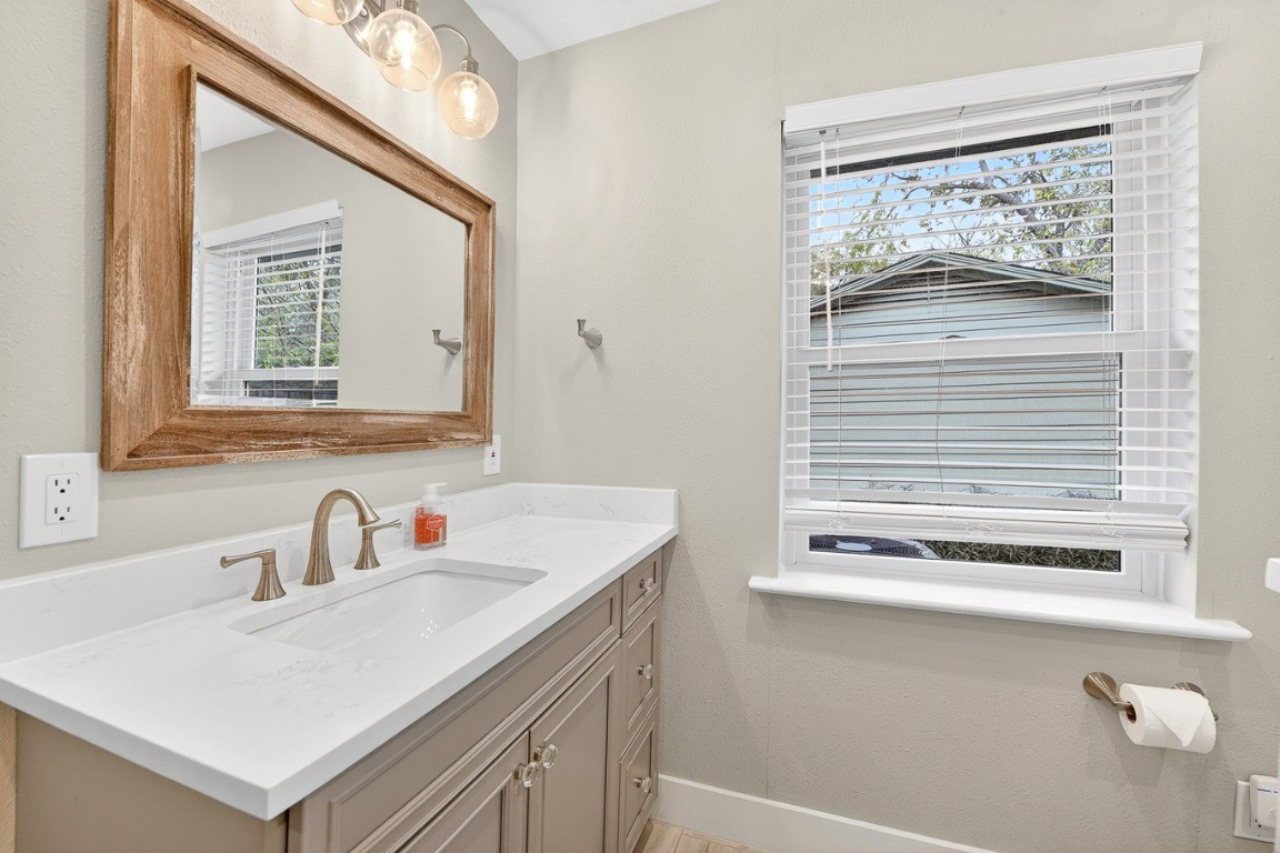 428 Daniel Street Richardson TX 75080