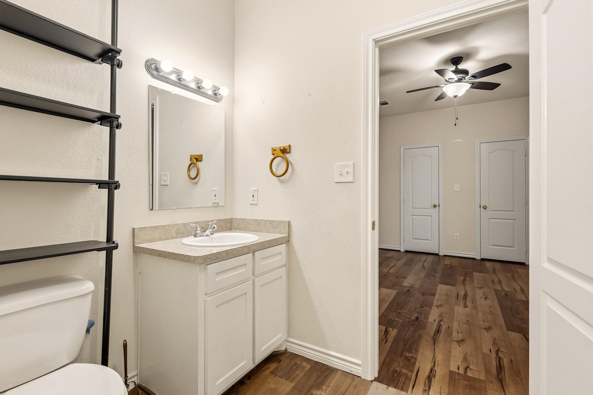 105 William Street Pottsboro TX 75076