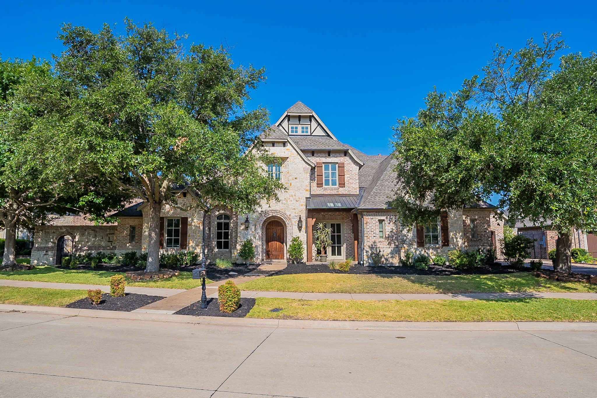 921 Beverly Circle Cedar Hill TX 75104