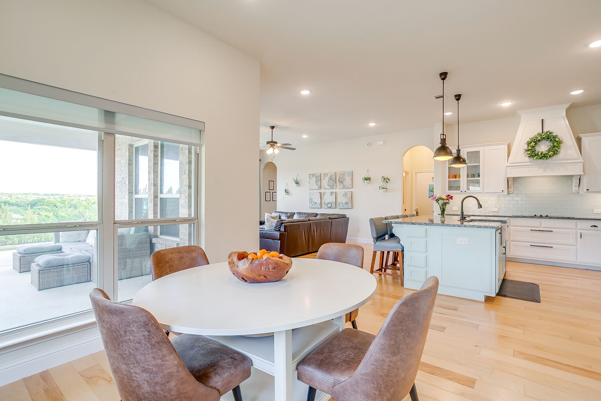 416 Bluffside Trail Benbrook TX 76126