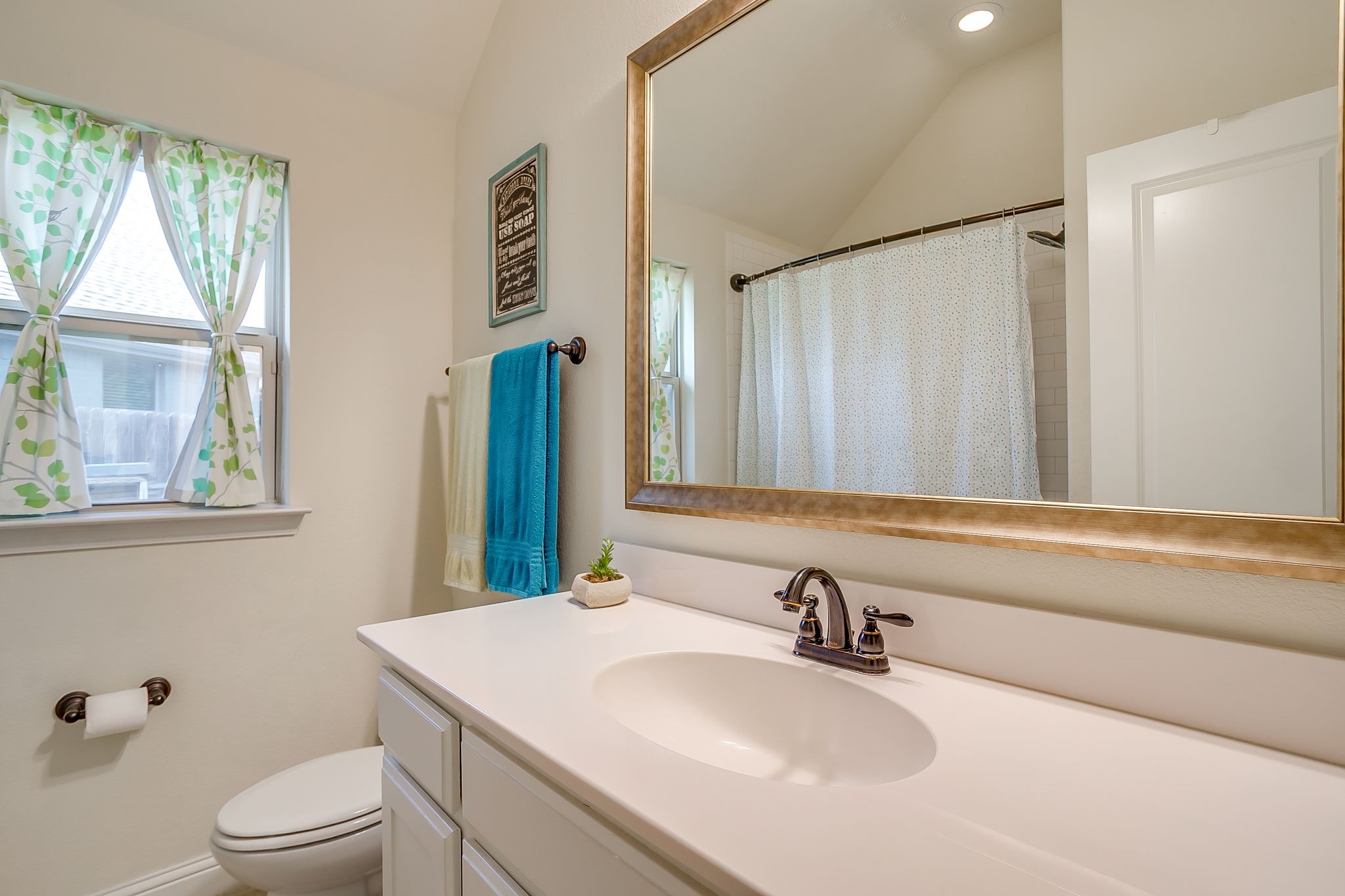 416 Bluffside Trail Benbrook TX 76126