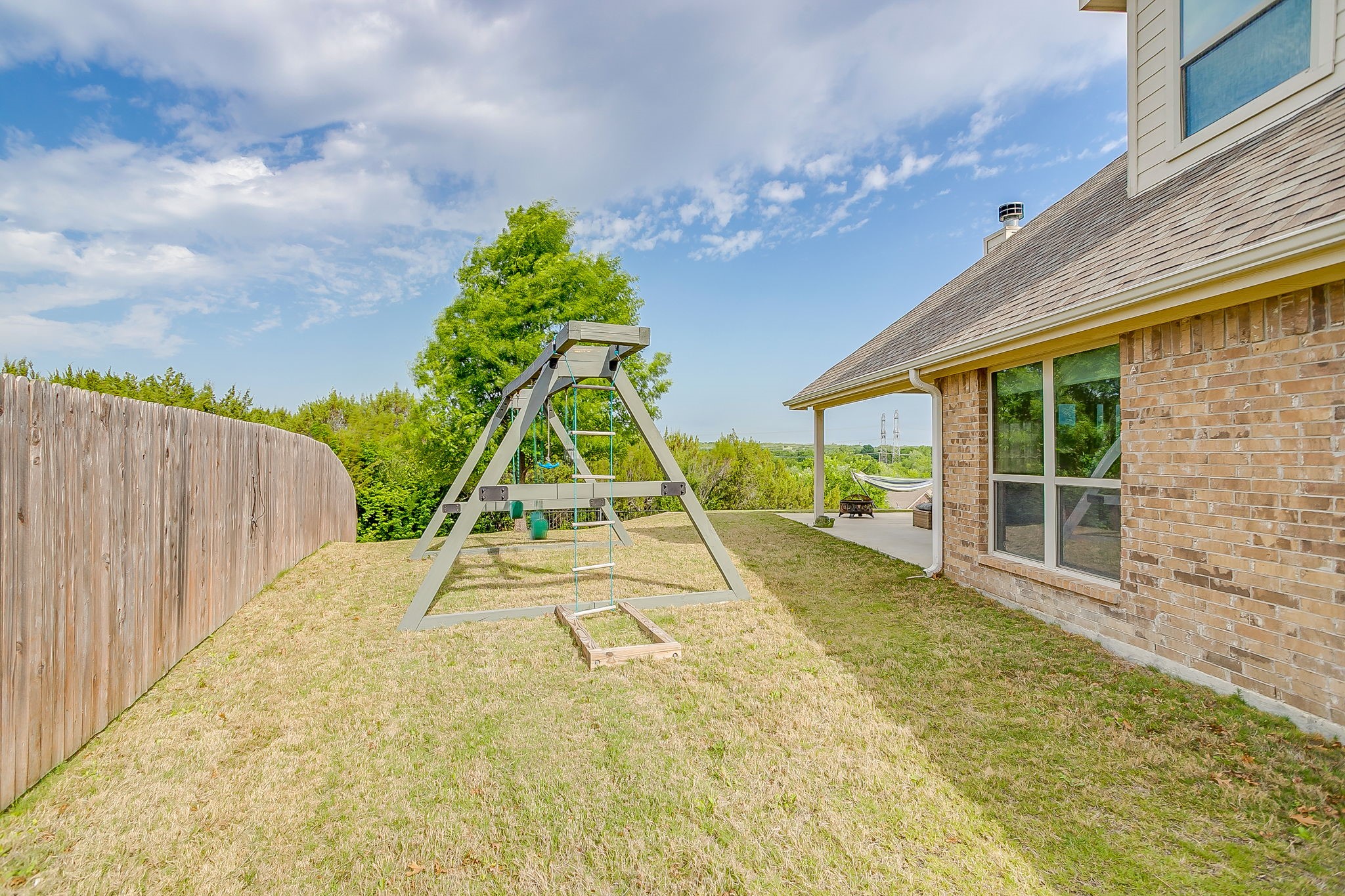 416 Bluffside Trail Benbrook TX 76126