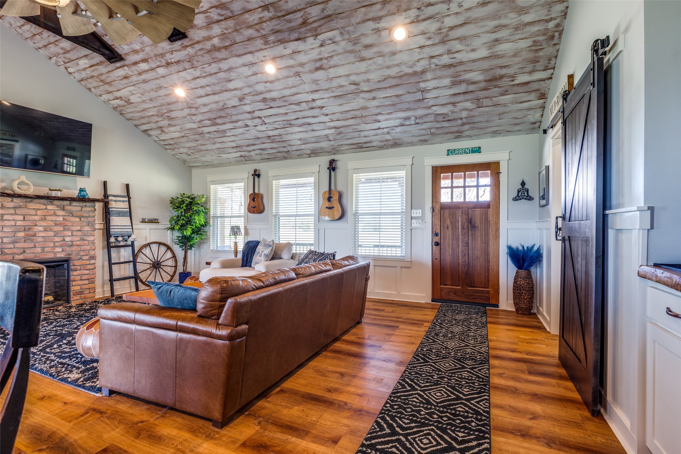 320 English Court Springtown TX 76082