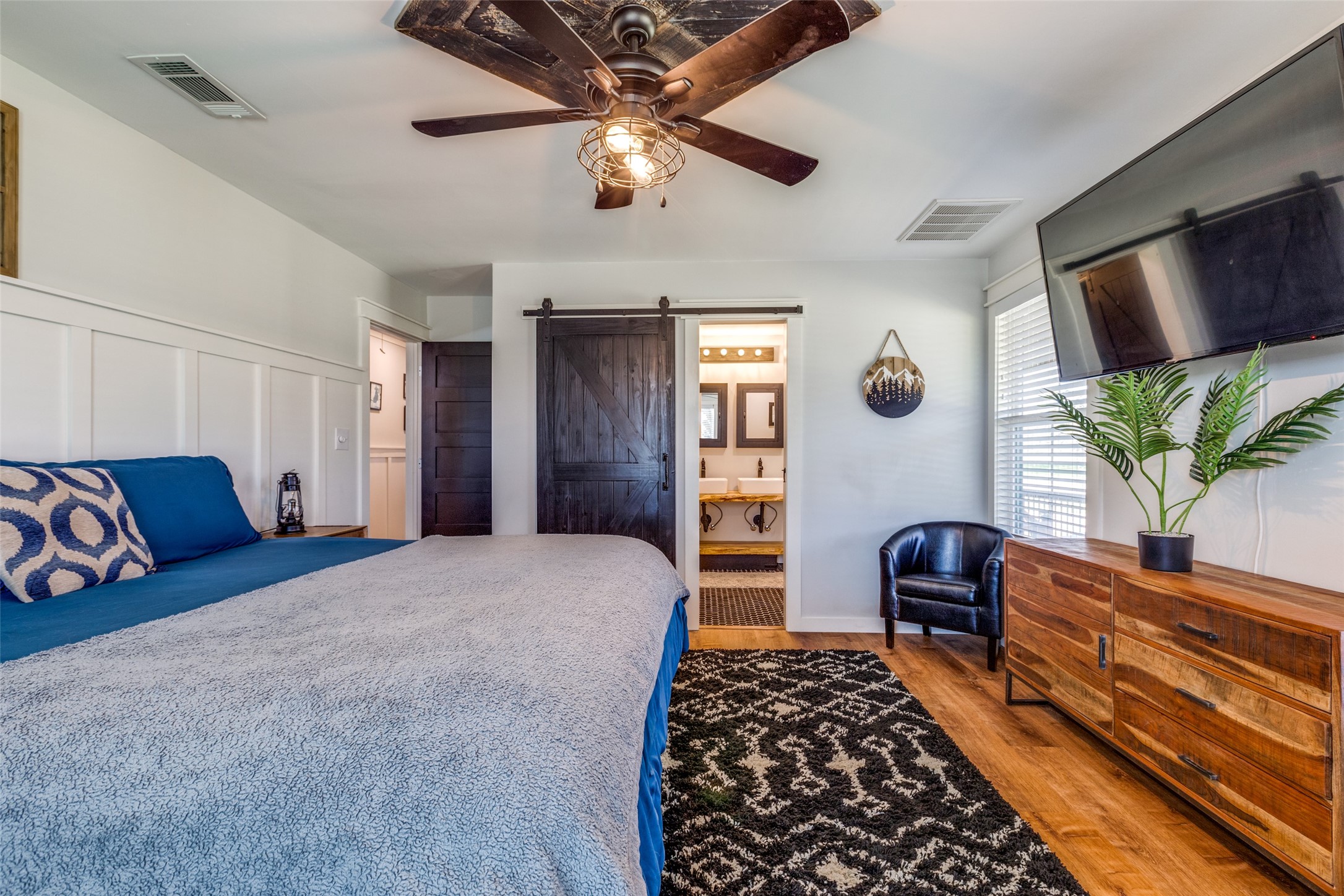 320 English Court Springtown TX 76082