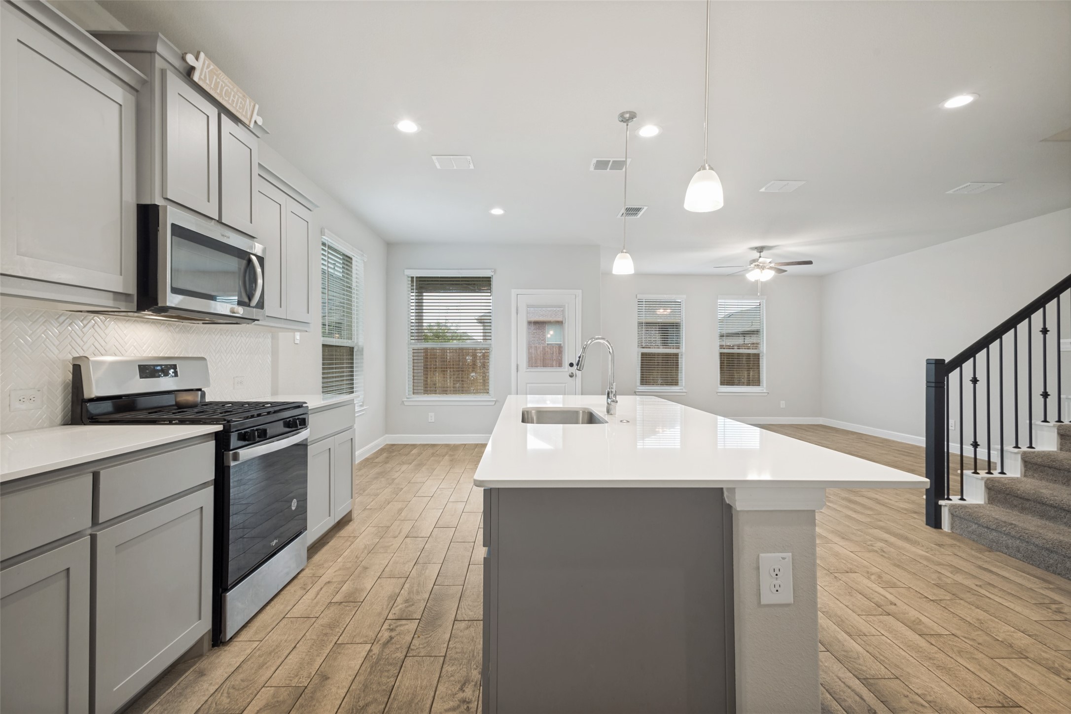 5225 Mountain View Drive Krum TX 76249