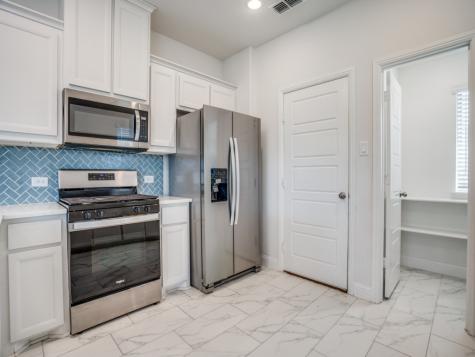 229 Town Park Avenue Princeton TX 75407