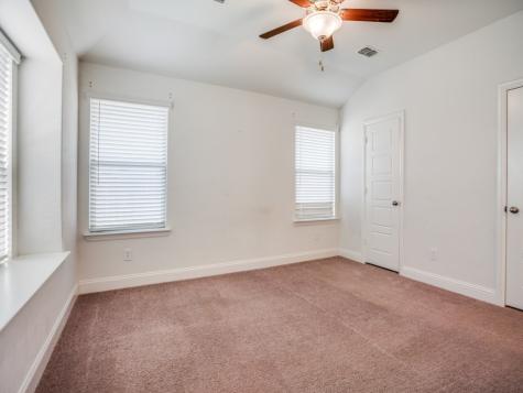 229 Town Park Avenue Princeton TX 75407