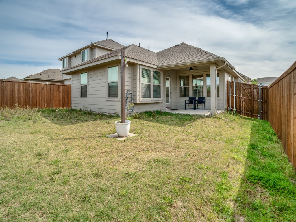 229 Town Park Avenue Princeton TX 75407