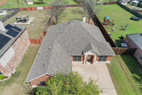 1020 Fair Oaks Drive Grand Prairie TX 75052