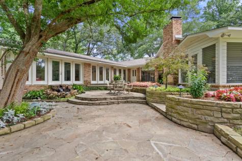4930 W Twin Lakes Drive Tyler TX 75704