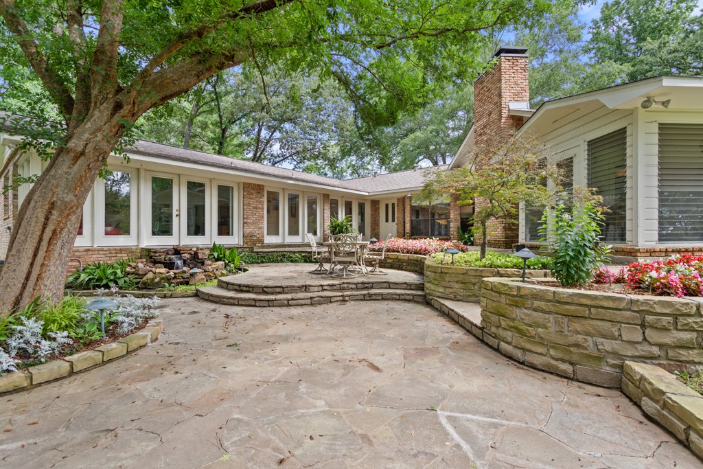 4930 W Twin Lakes Drive Tyler TX 75704