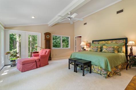 4930 W Twin Lakes Drive Tyler TX 75704