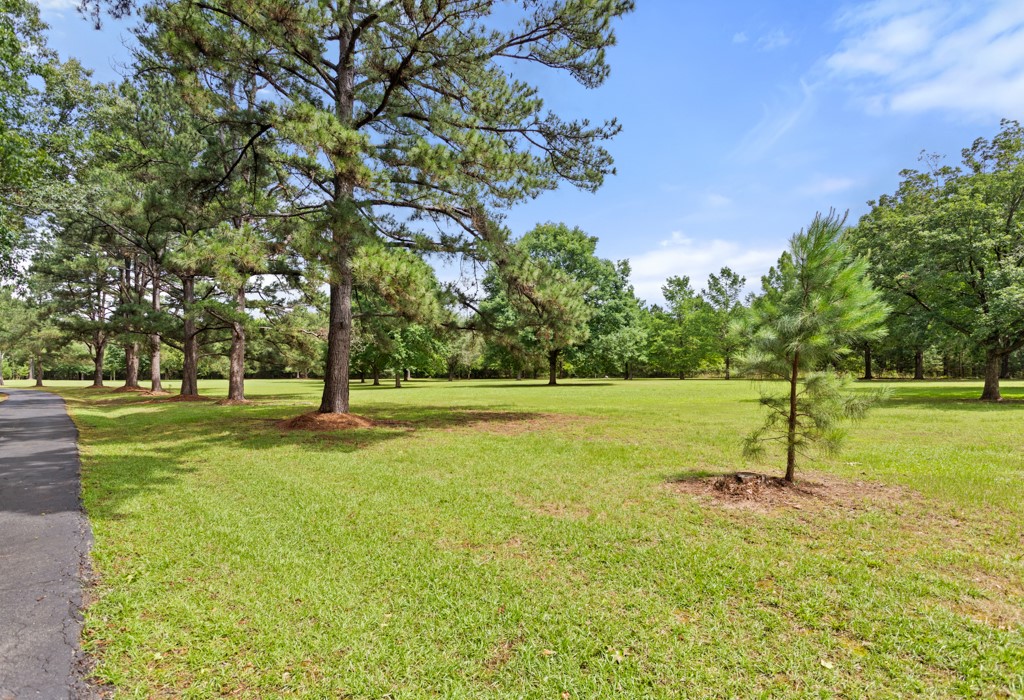 4930 W Twin Lakes Drive Tyler TX 75704