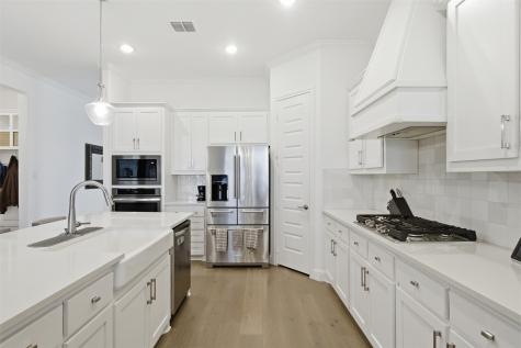 6008 Glenwood Drive Joshua TX 76058