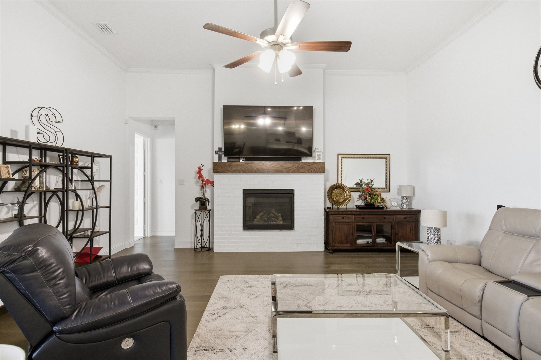6008 Glenwood Drive Joshua TX 76058