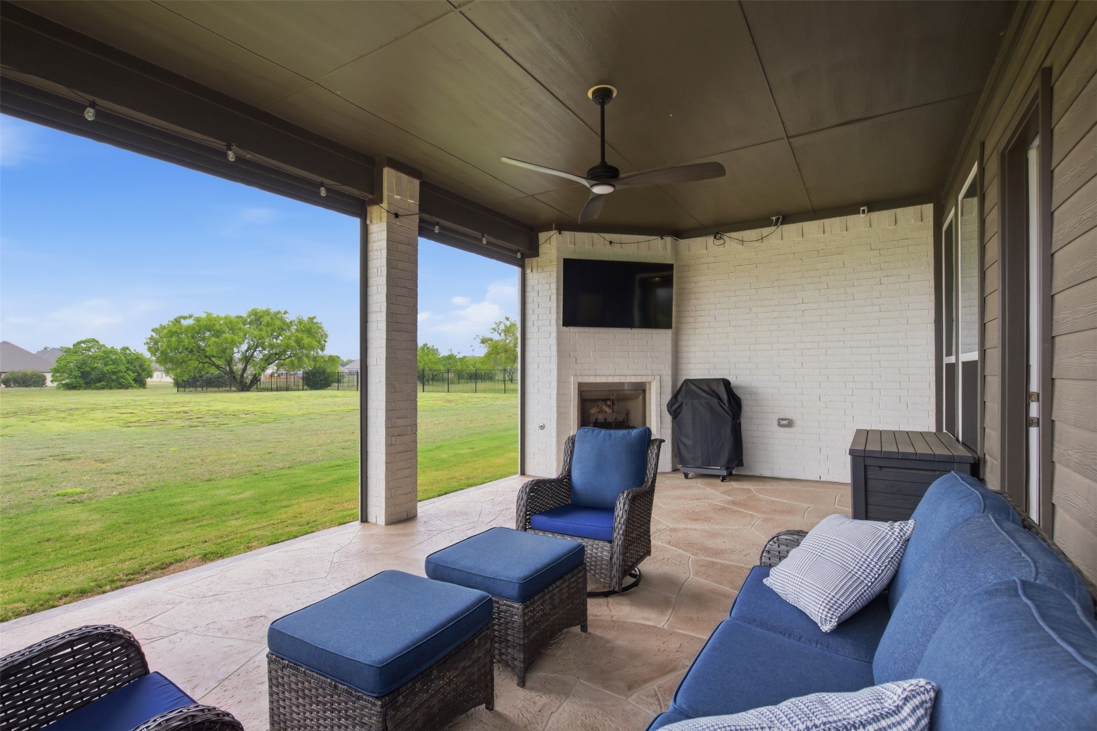 6008 Glenwood Drive Joshua TX 76058