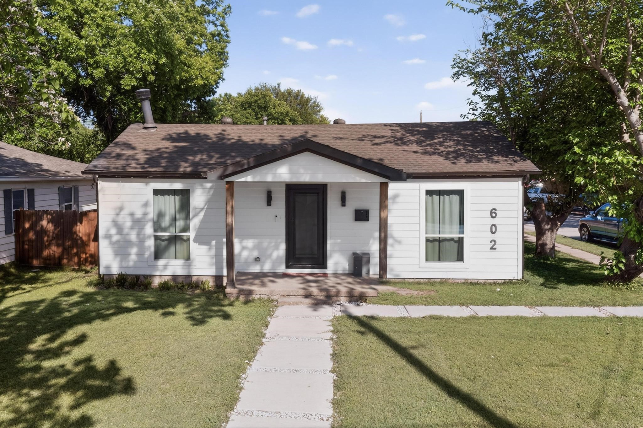 602 N Bagdad Road Grand Prairie TX 75050