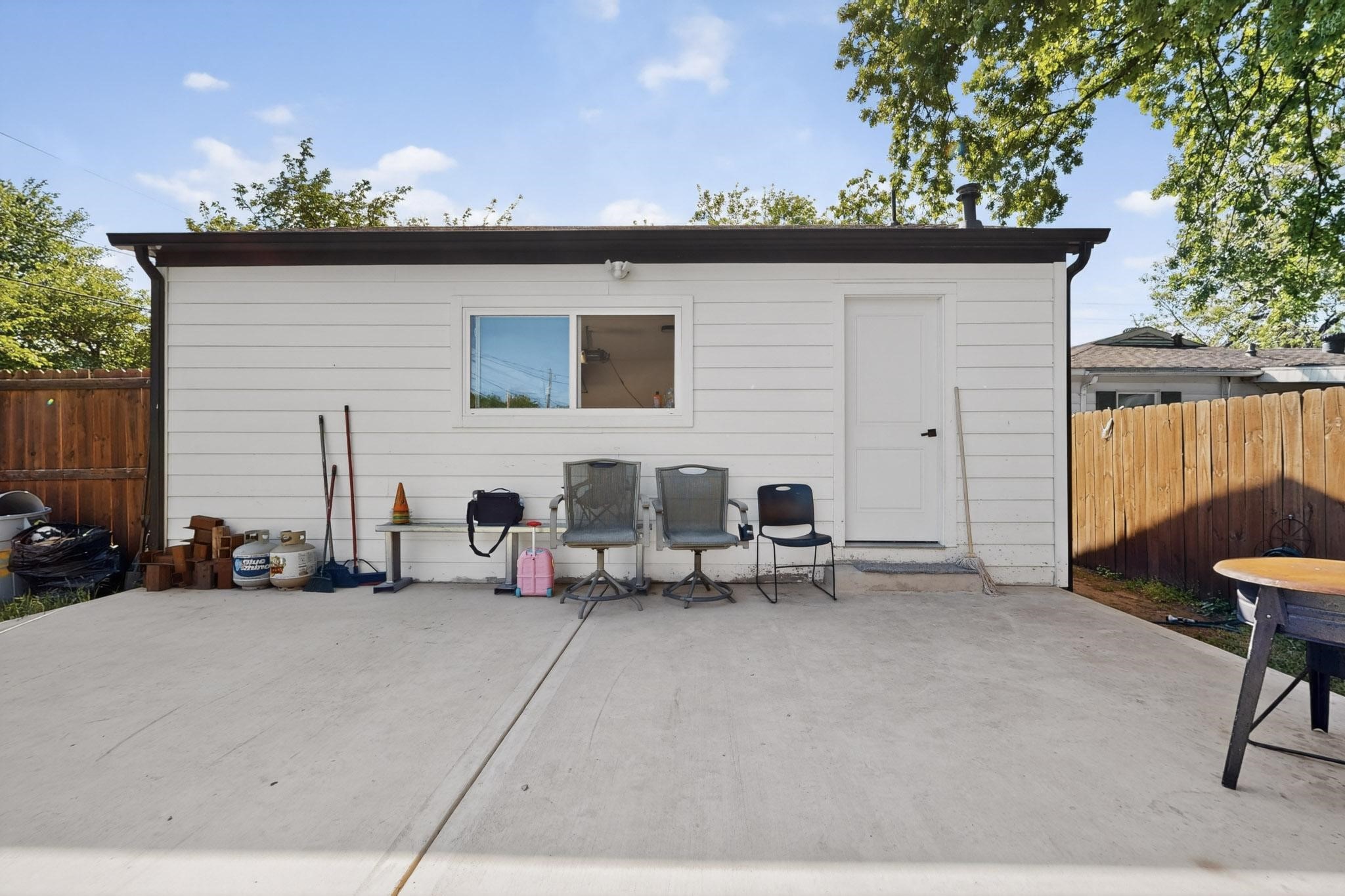 602 N Bagdad Road Grand Prairie TX 75050