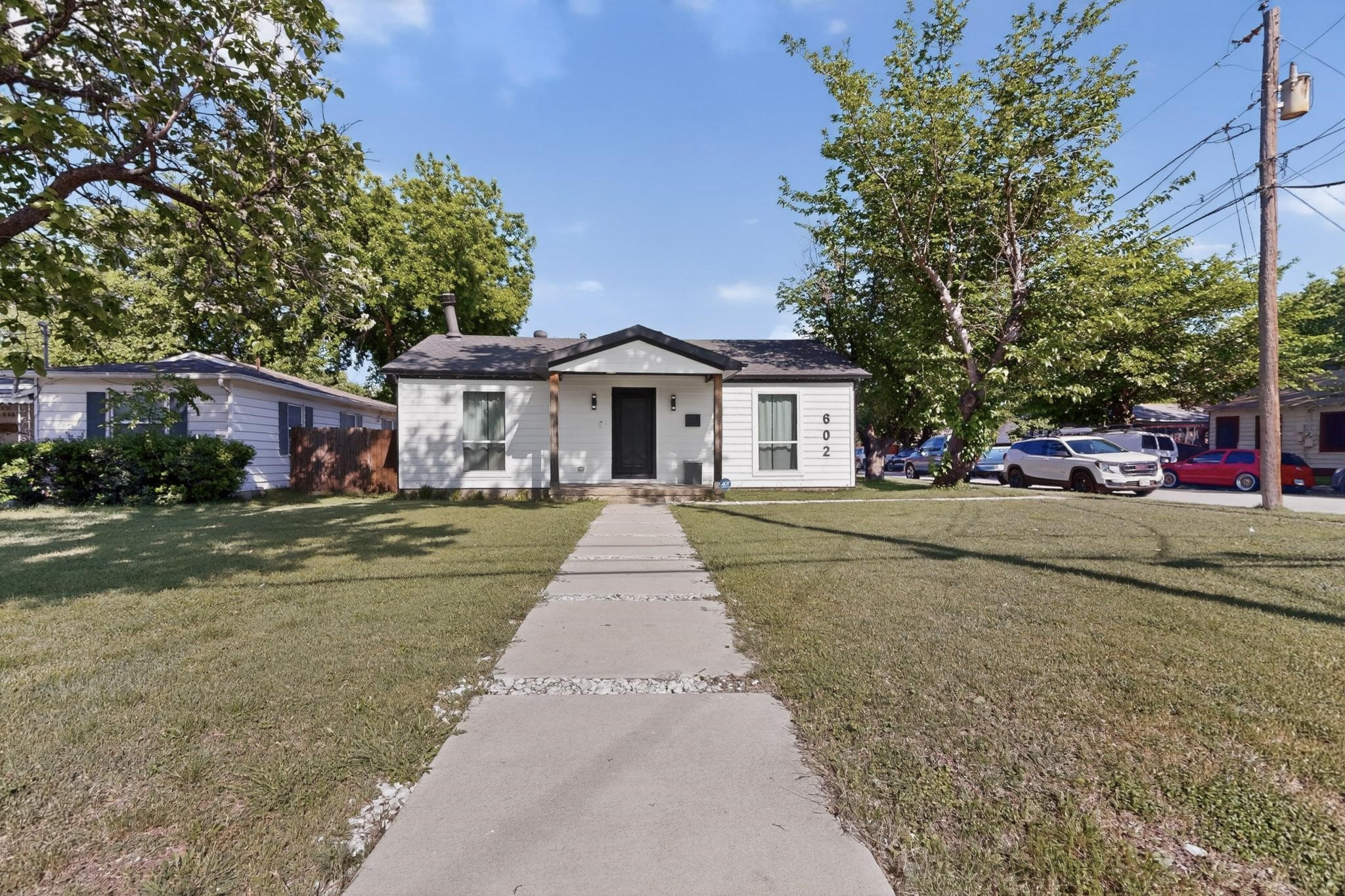 602 N Bagdad Road Grand Prairie TX 75050