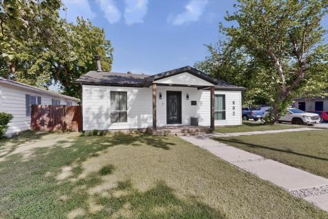 602 N Bagdad Road Grand Prairie TX 75050