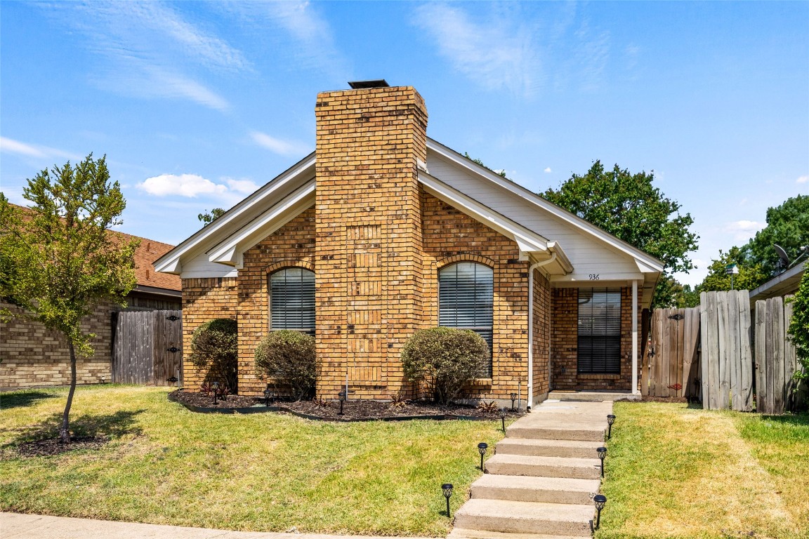 936 N Bryan Belt Line Road Mesquite TX 75149