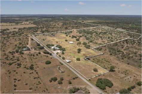 820 Mason Brady TX 76825