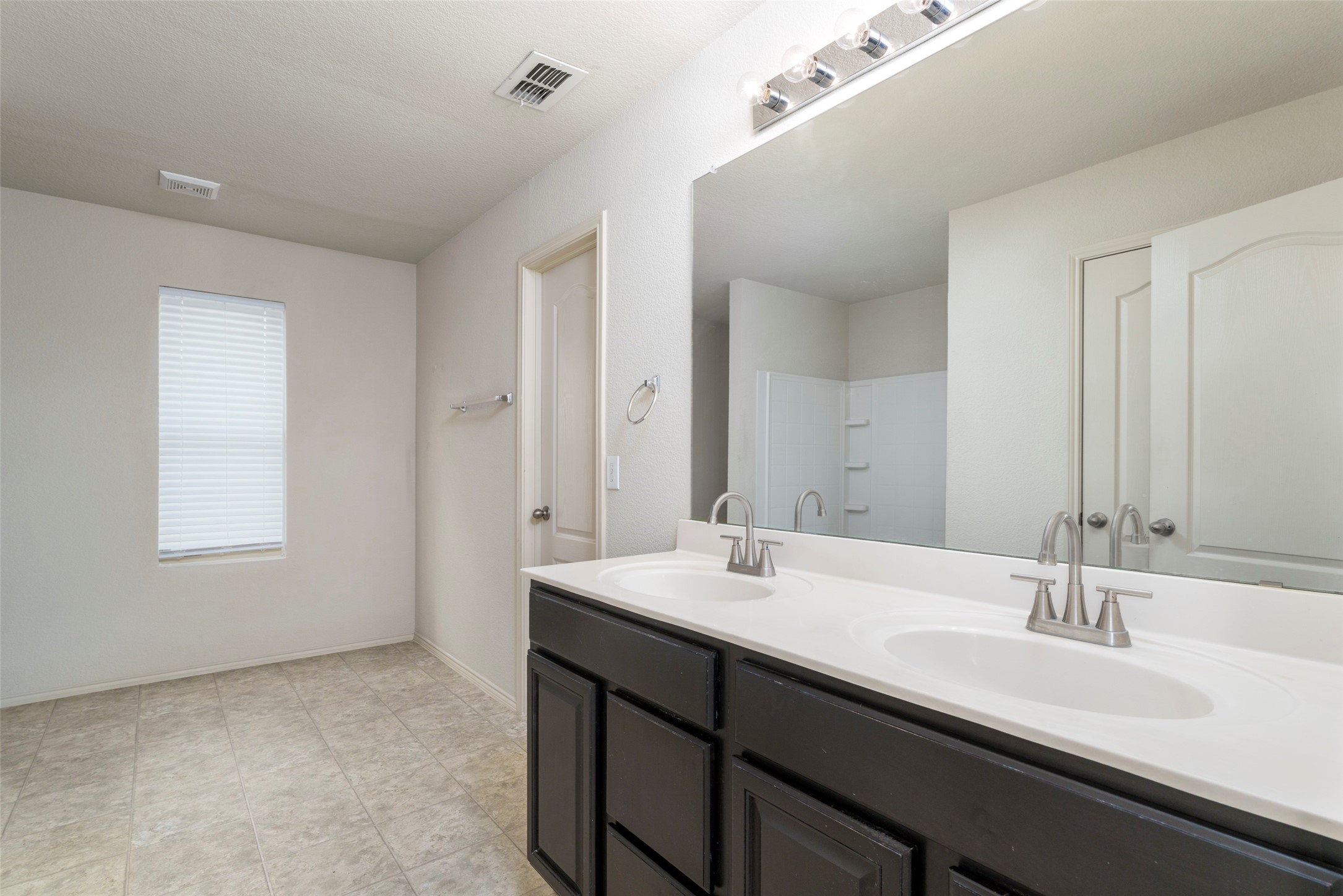 2917 Whitetail Chase Drive Fort Worth TX 76108