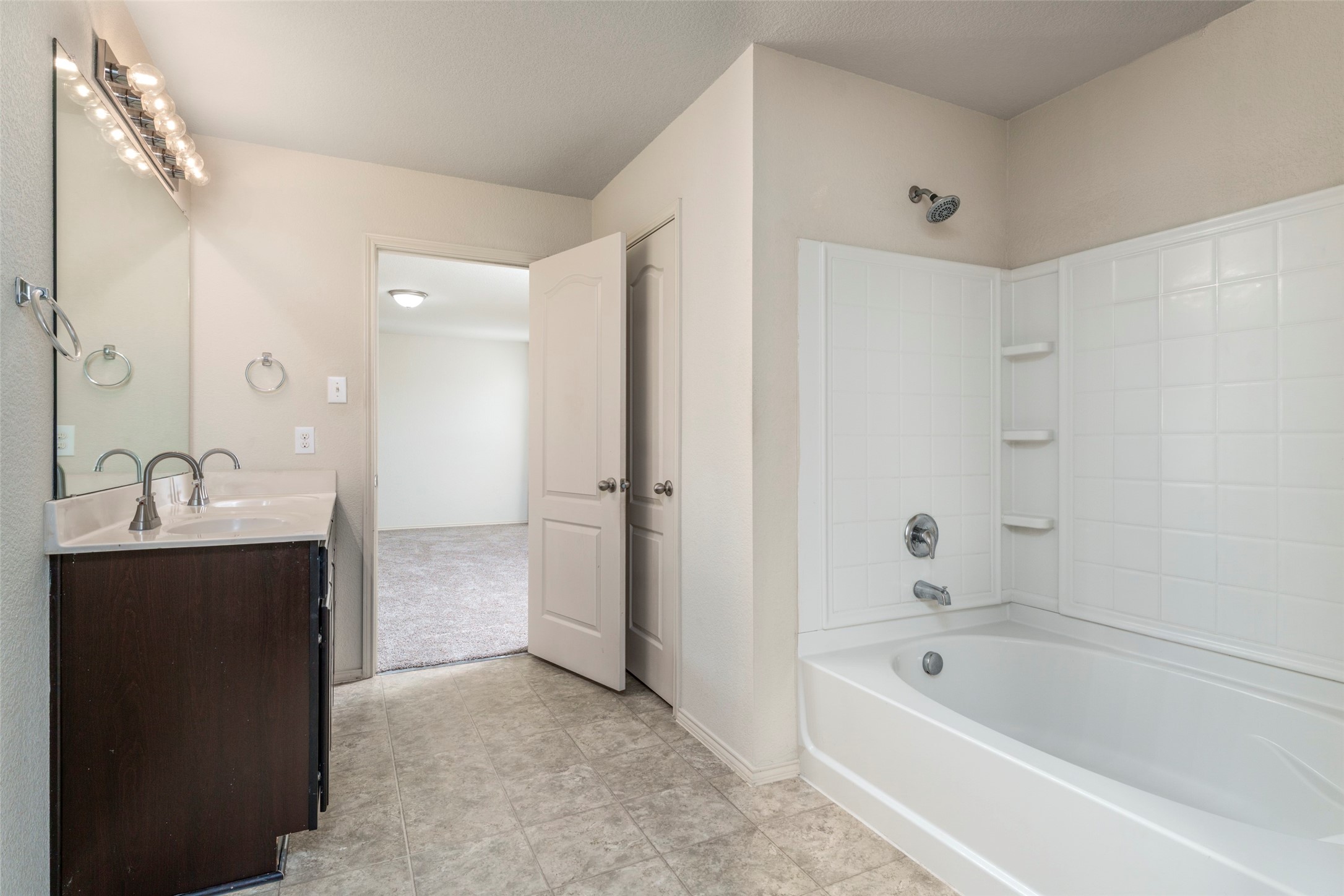 2917 Whitetail Chase Drive Fort Worth TX 76108