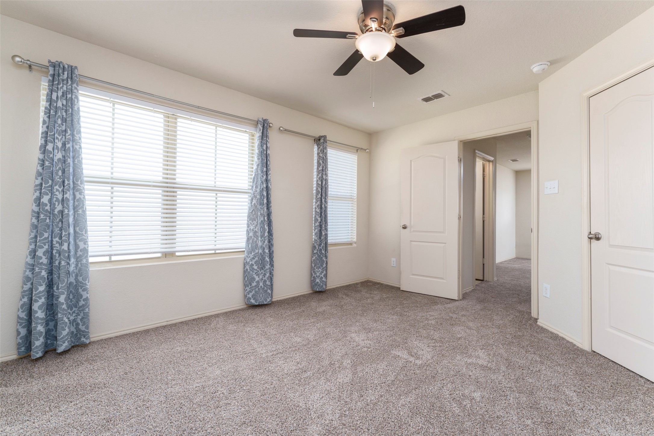 2917 Whitetail Chase Drive Fort Worth TX 76108