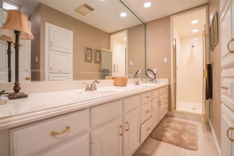 5001 Rio Vista Drive Granbury TX 76049