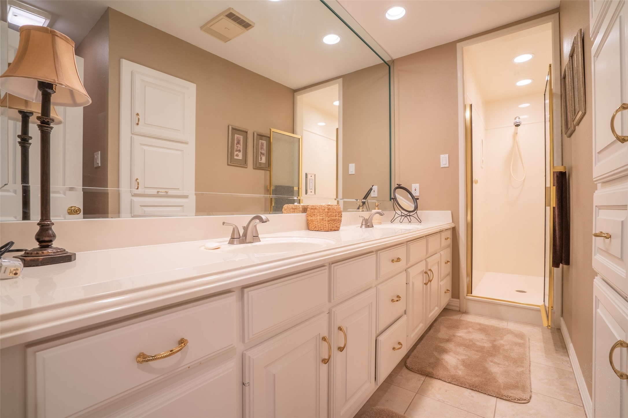 5001 Rio Vista Drive Granbury TX 76049